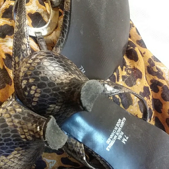 Faux snake sandals - Picture 4 of 4